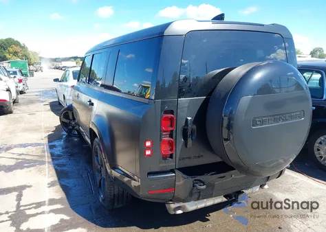 2025 Land Rover Defender 130 P400 X-Dynamic Se z USA, uszkodzony, nr VIN SALE2FEU4S2410234